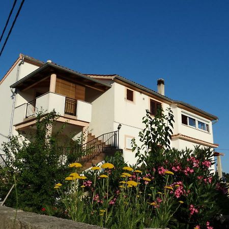 Apartman Petra Vrh  Exterior foto